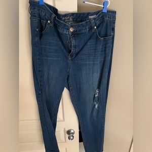 Melissa McCarthy jeans